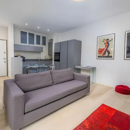 Kramer House, In The Fashion District! Apartamento Milão